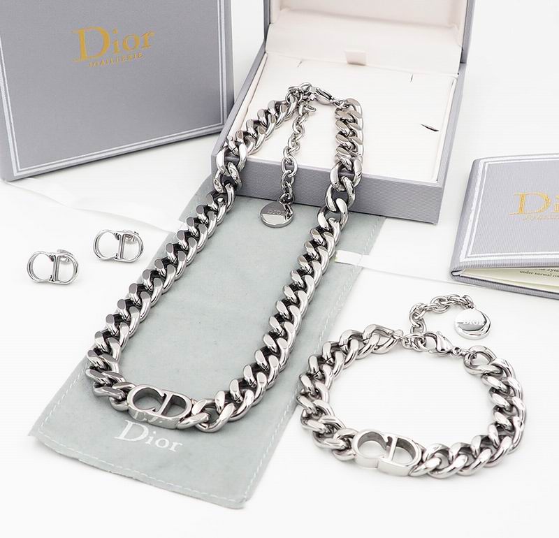 Dior Suits 03yxs48